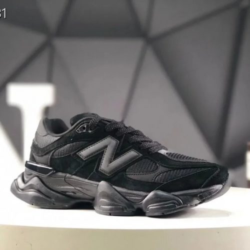 New Balance 9060 Chunky Sneakers Black