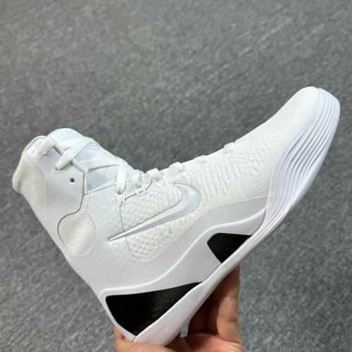 Nike Kobe 9 Elite High basketball sneakers White