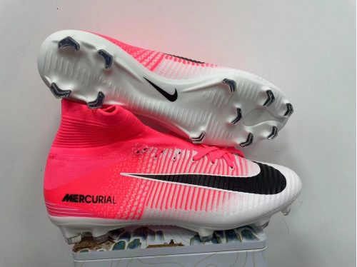 Nike Mercurial Superfly V professional Football Boots Pink and White