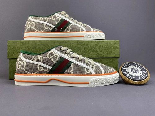 Gucci Tennis 1977 Low Top Sneakers Beige and Green