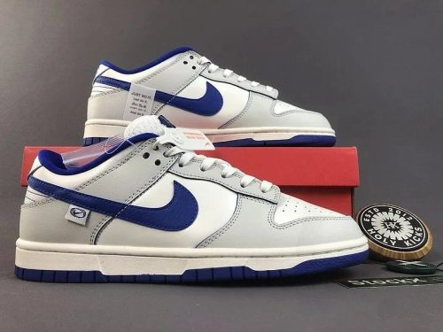 Nike Dunk Low CO.JP Midnight Navy Retro Sneakers White and Blue
