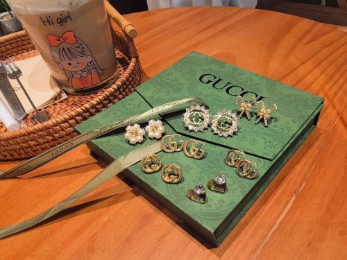 Gucci GG Logo Earrings Set Elegant Gold-Tone Jewelry Gold