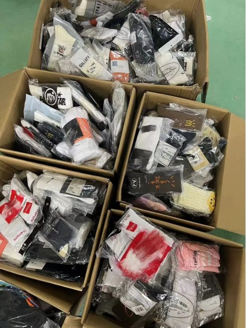 Supreme Hanes Cushion Crew Streetwear Socks Red