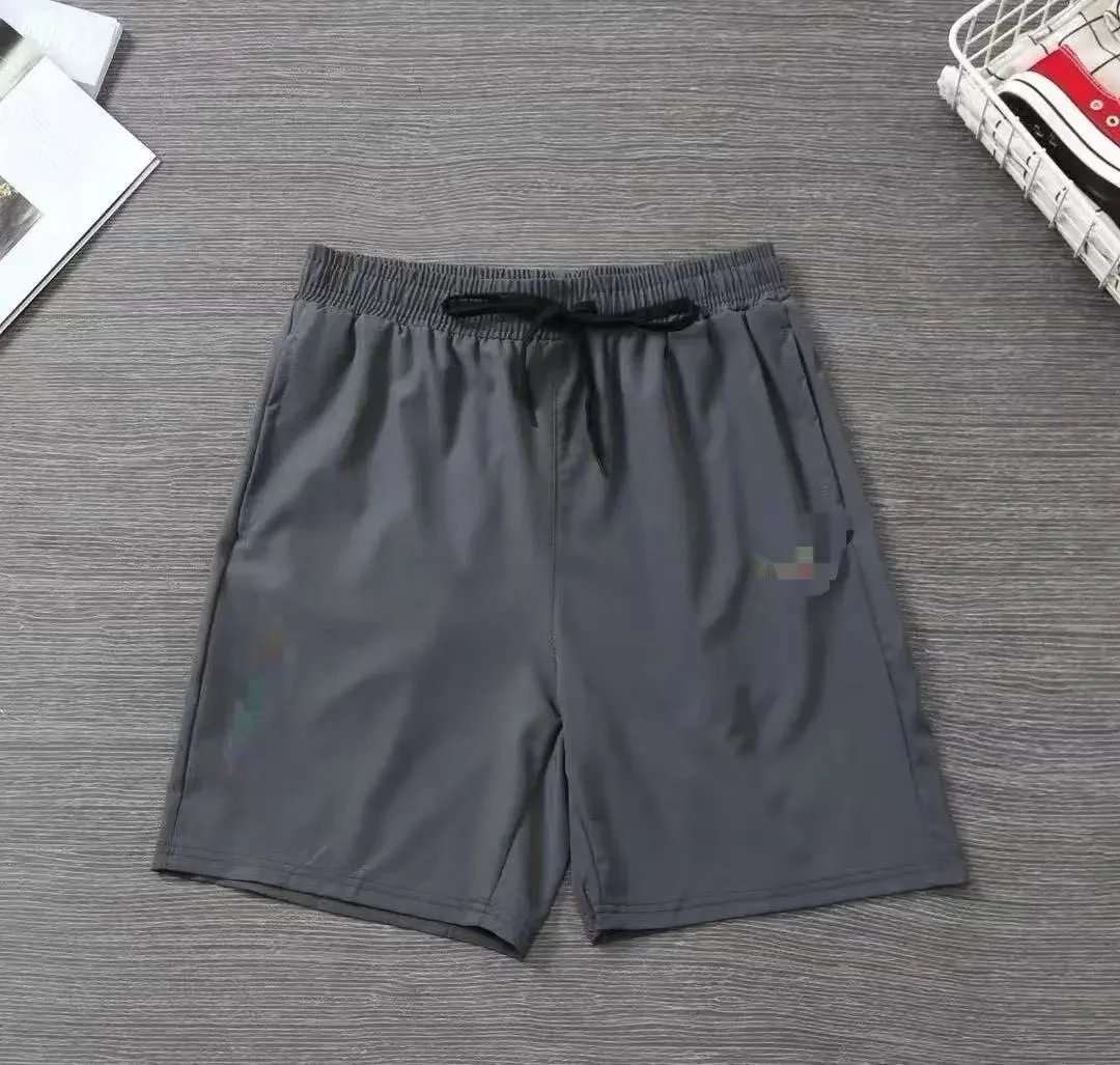 短裤浅灰 短裤浅灰
