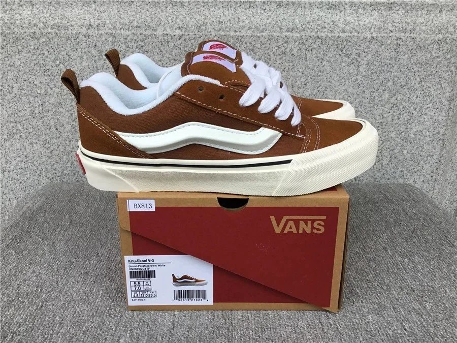 9 9