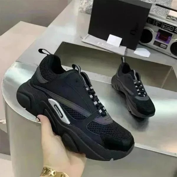 3 3