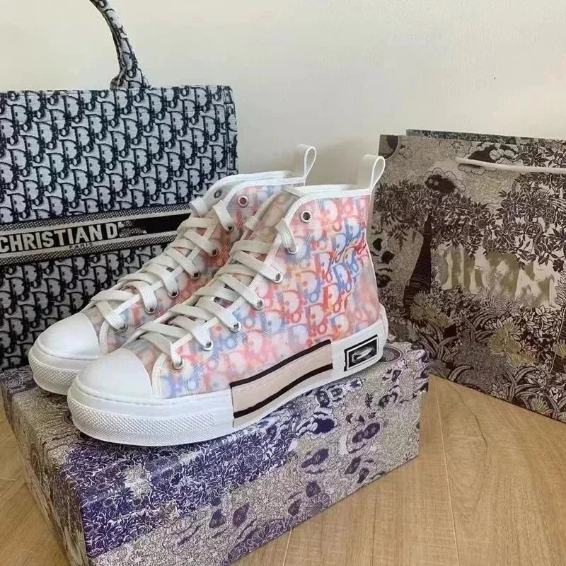 红色高帮 红色高帮