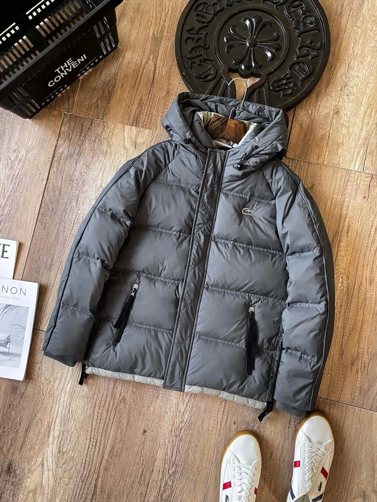 L鳄加厚羽绒服收口袖灰 L鳄加厚羽绒服收口袖灰