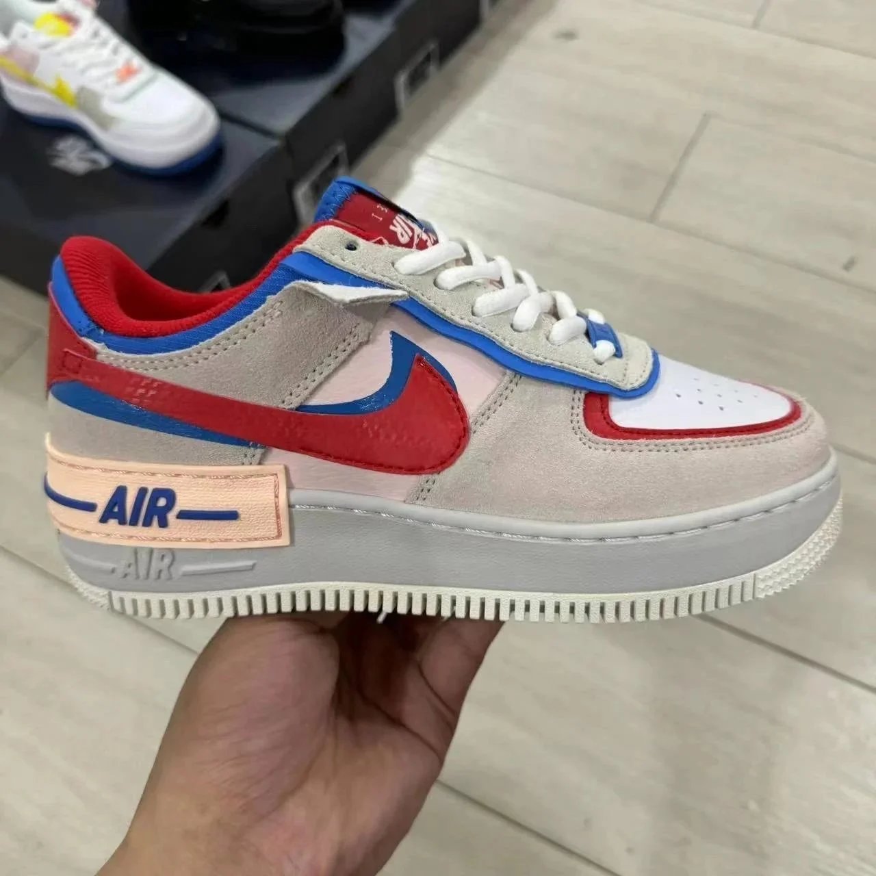 灰红蓝 灰红蓝