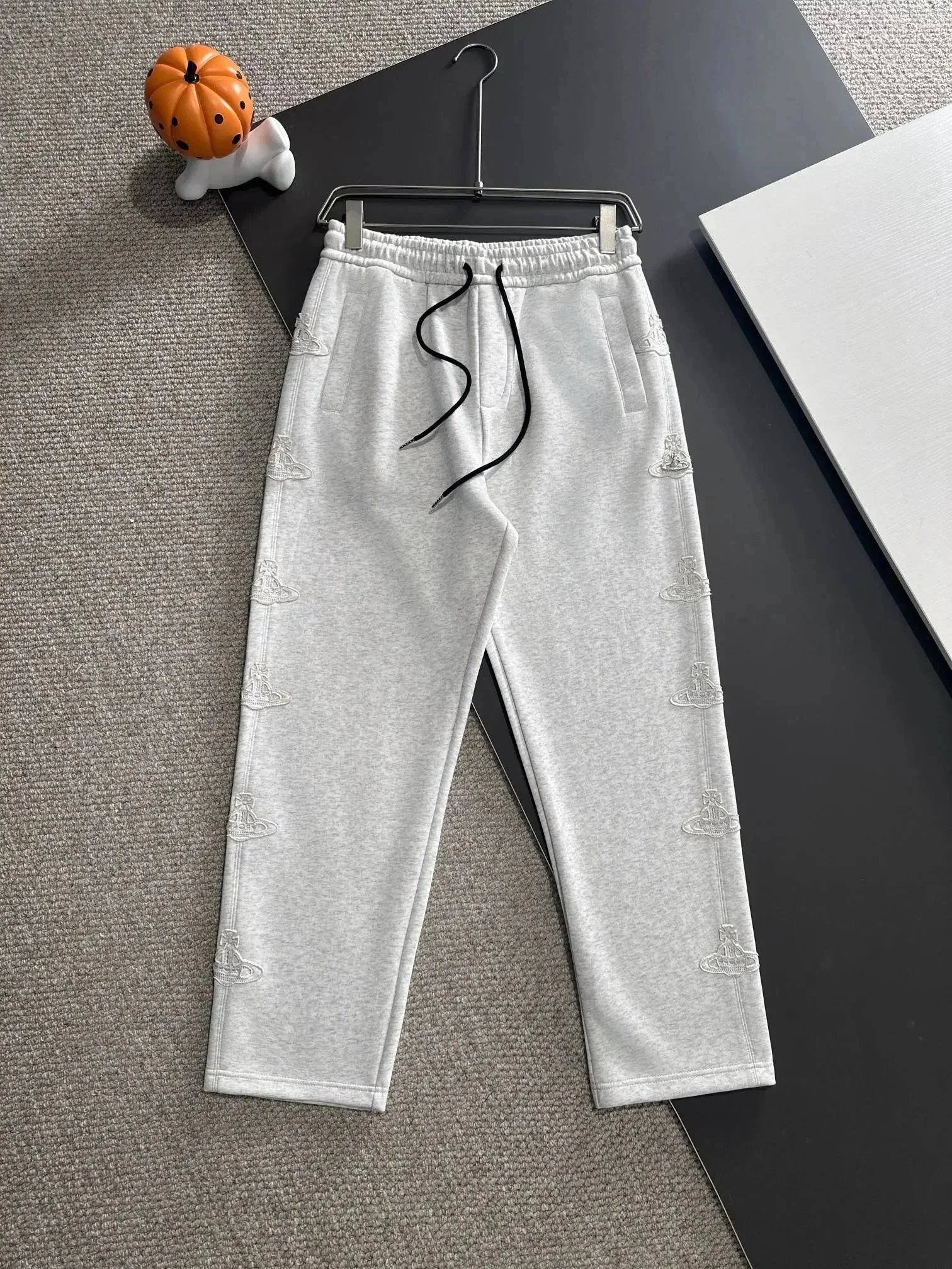 33 33