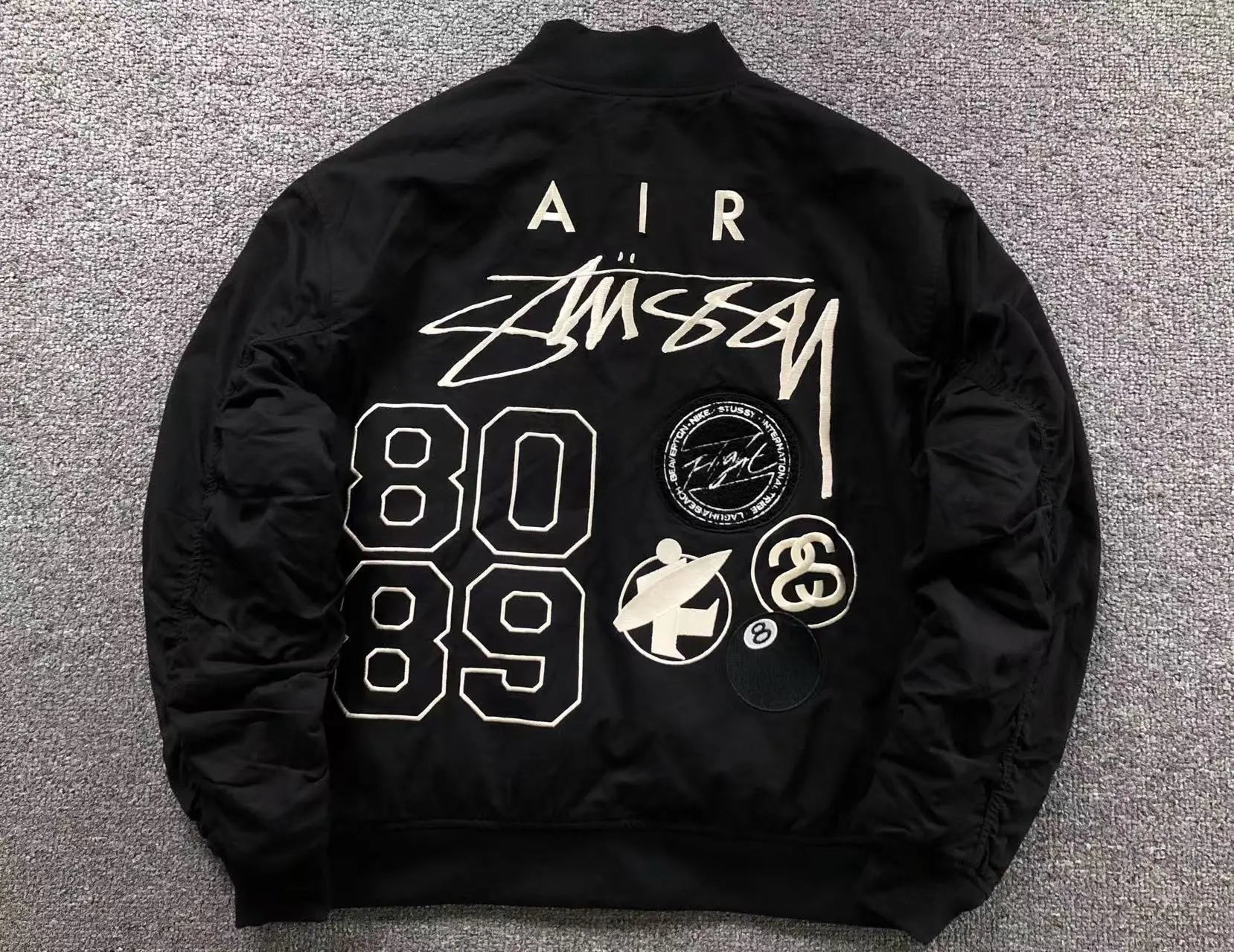 Stussy 04 Stussy 04