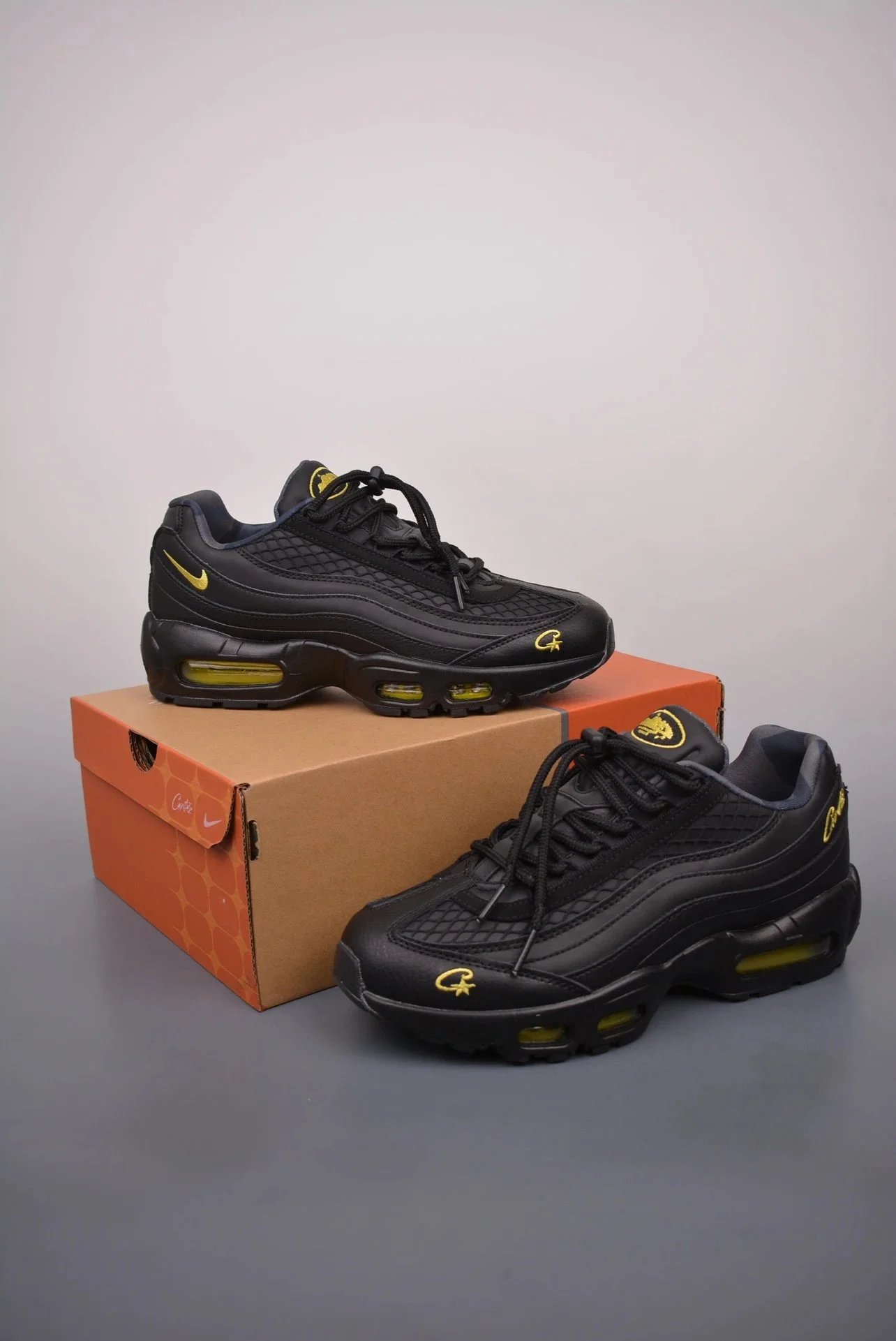 7 7
