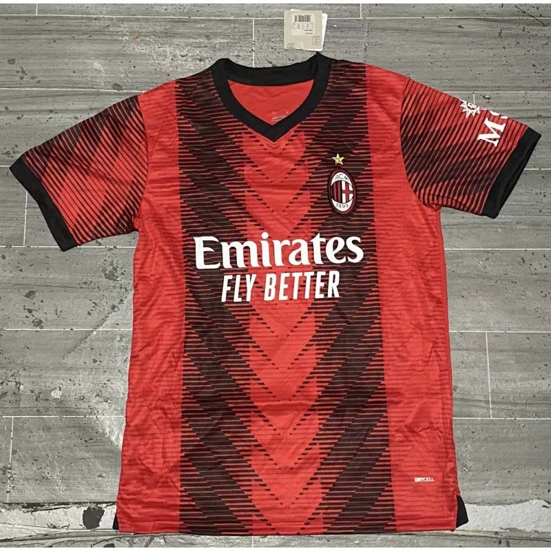 23-24AC米兰主场 23-24AC米兰主场