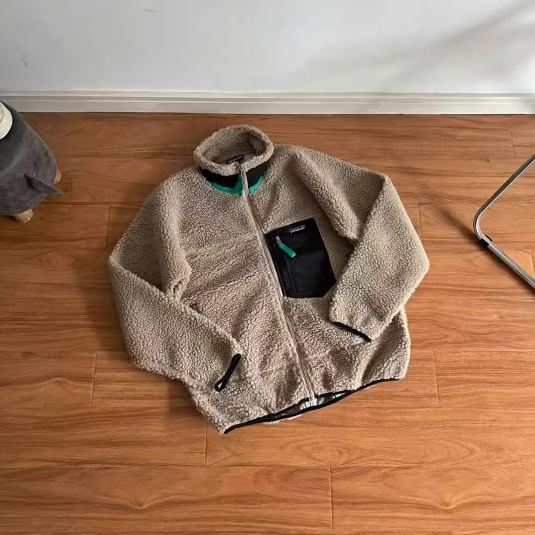 米黑色口袋 米黑色口袋
