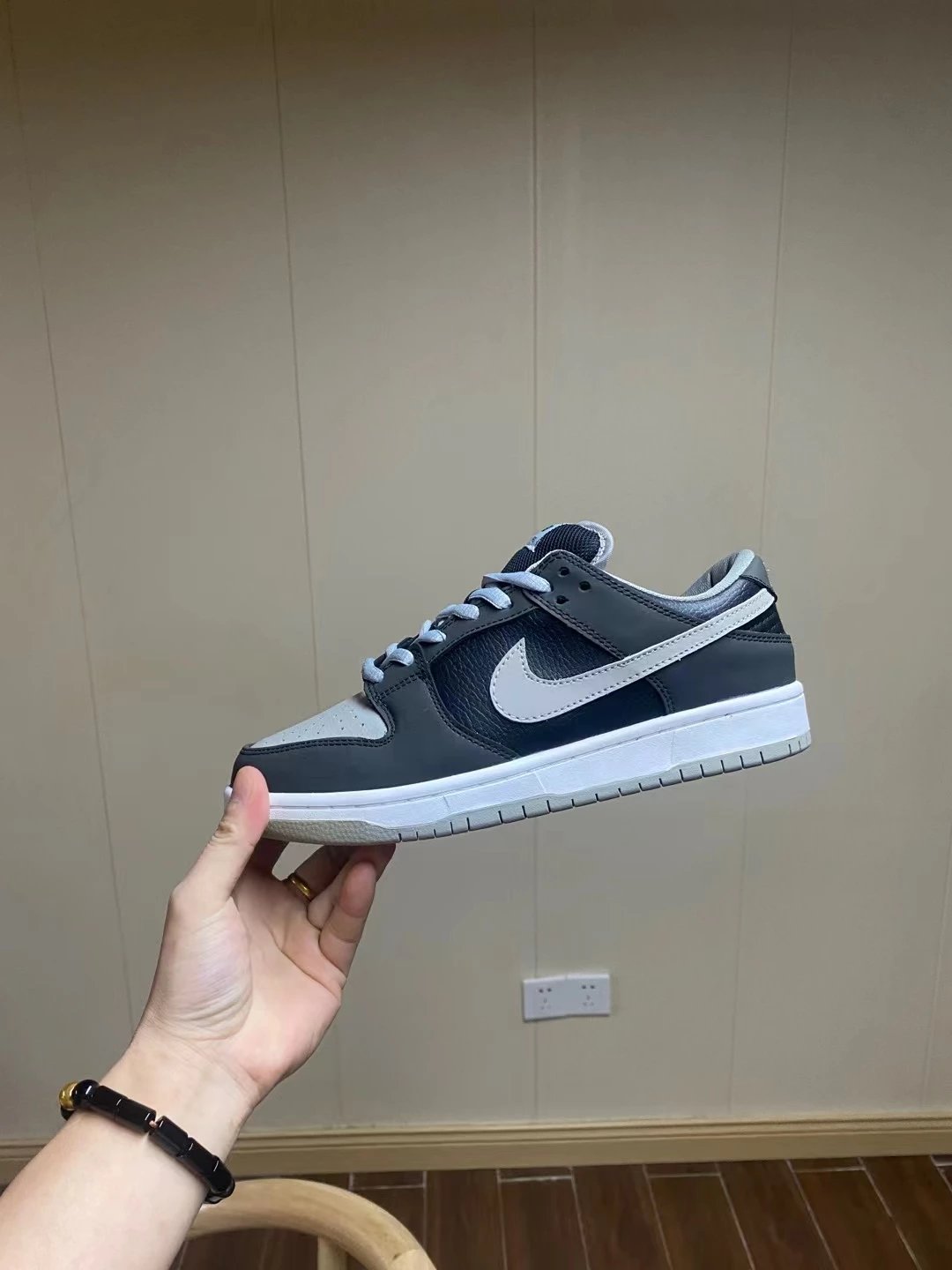 2 2