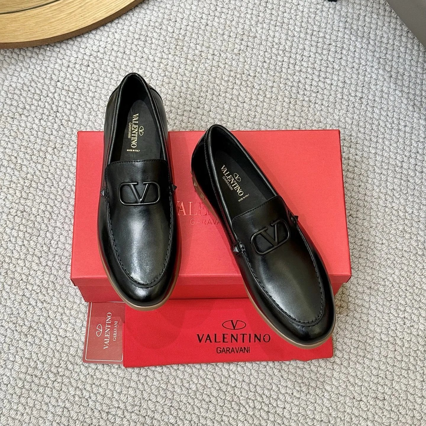 7 7