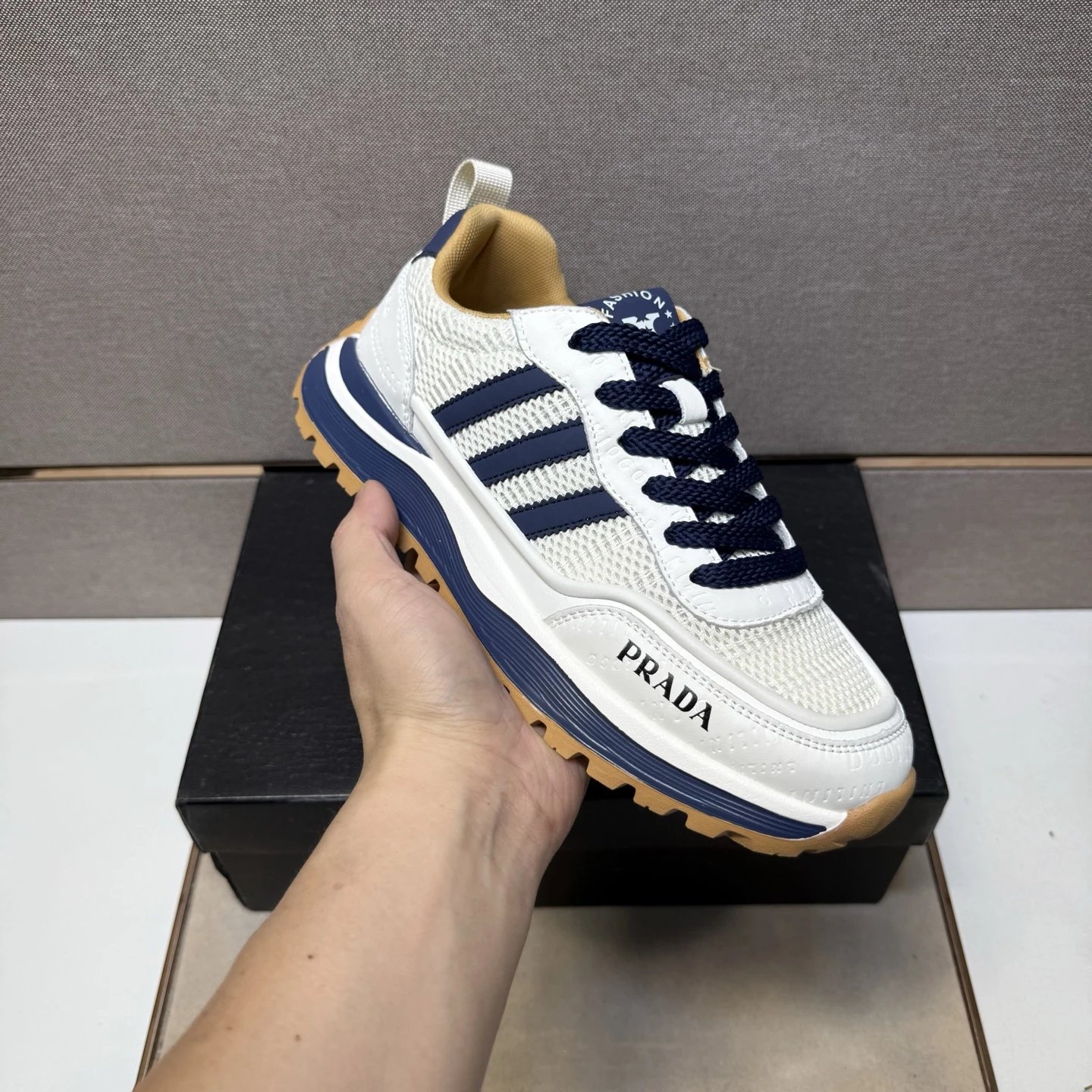 9 9