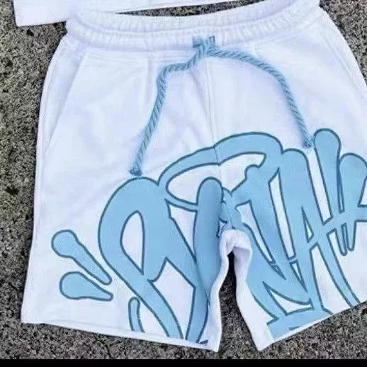 32 32