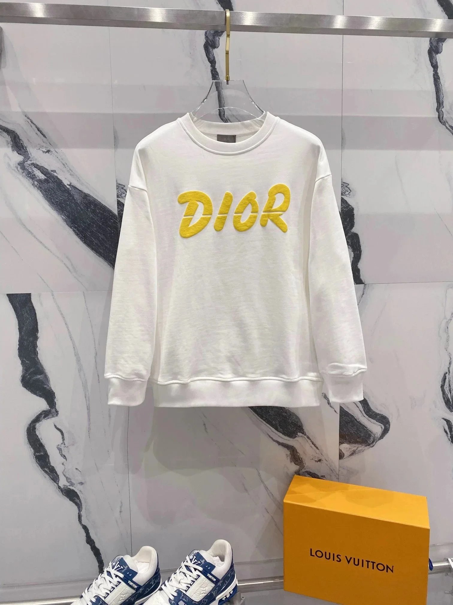 02 02