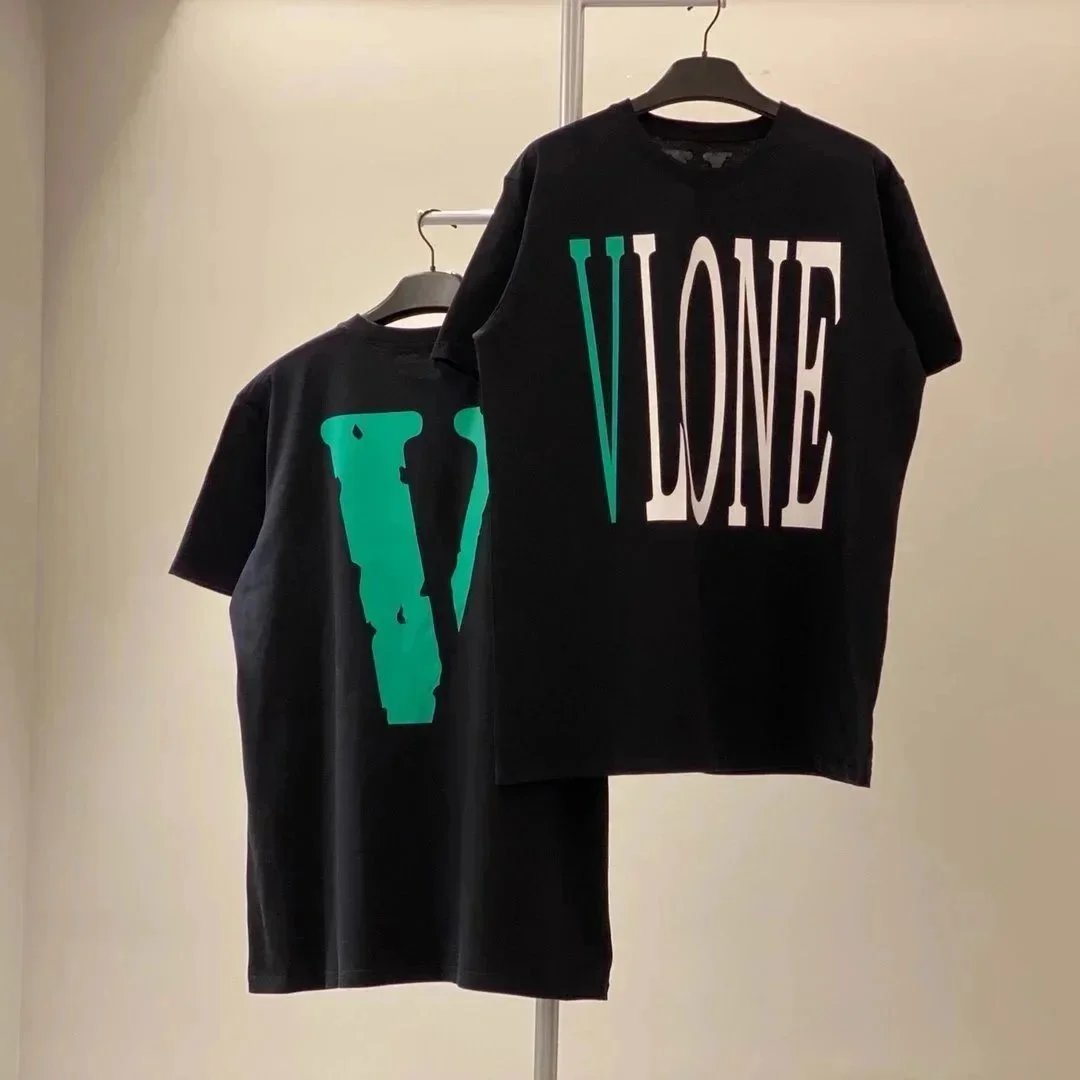 3 3