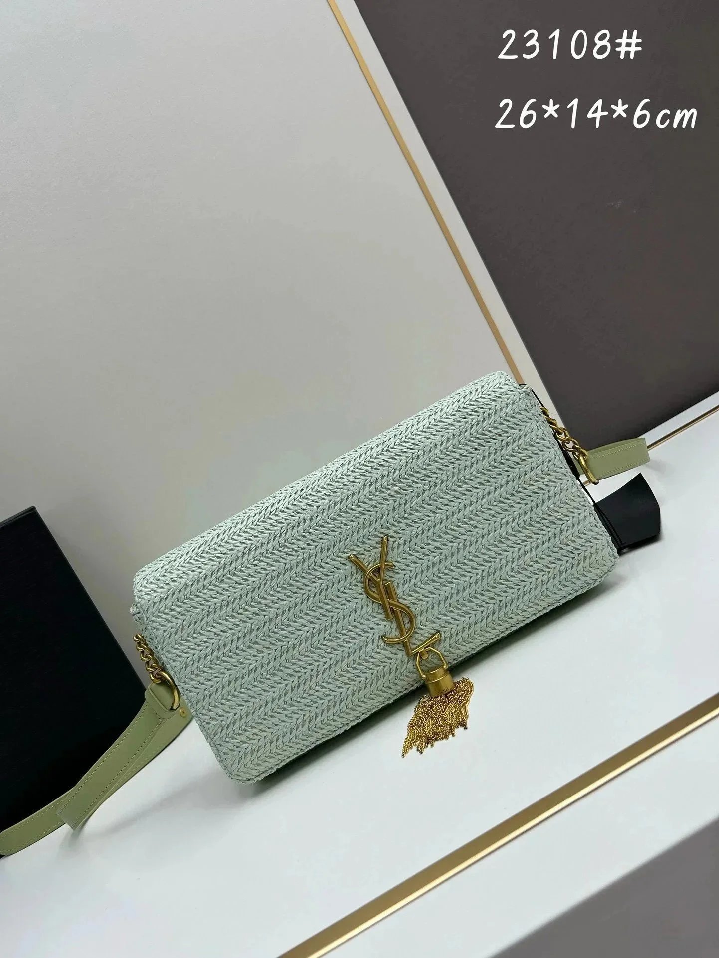 031 031