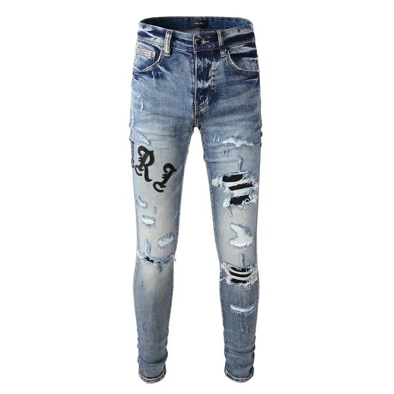 8 8