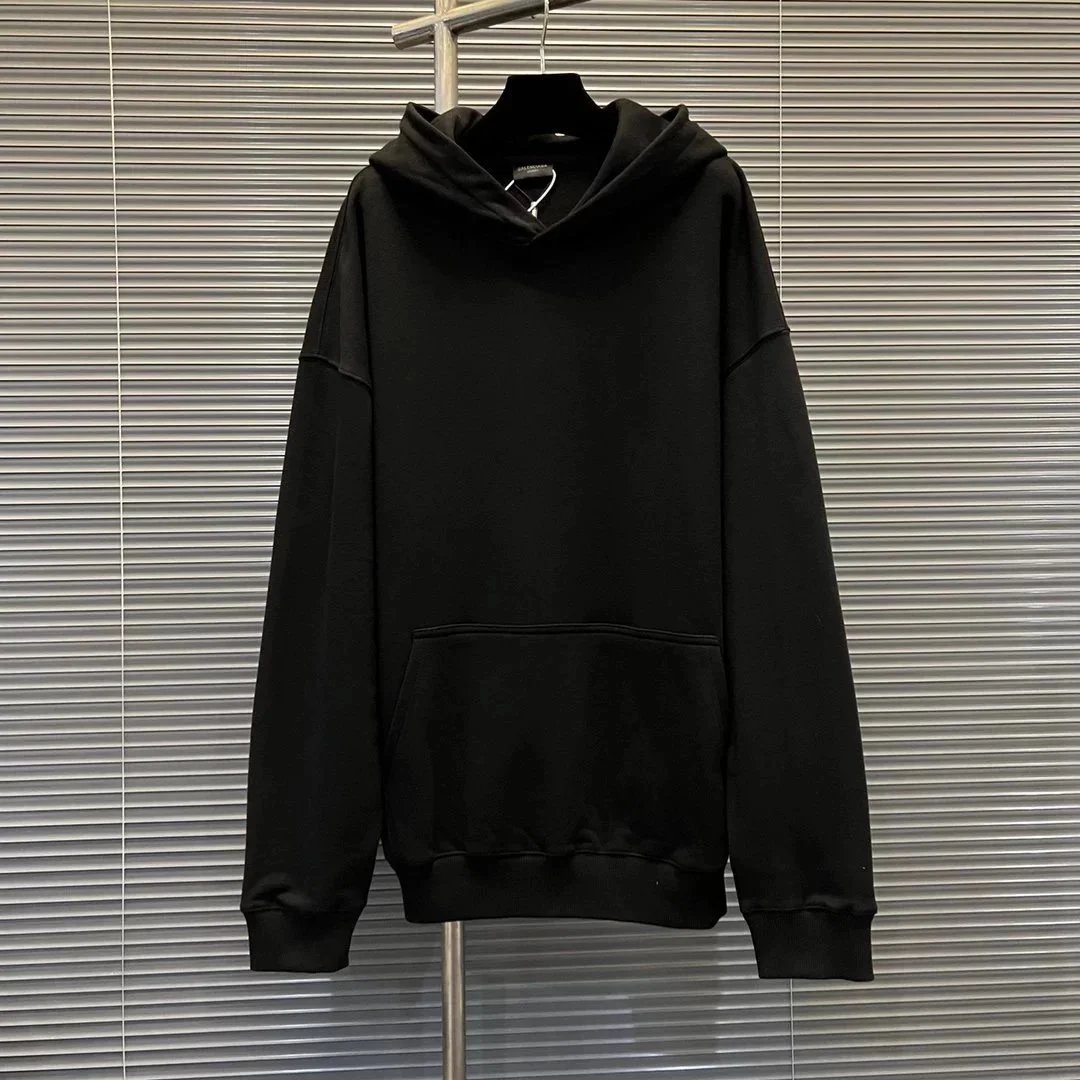 3 3