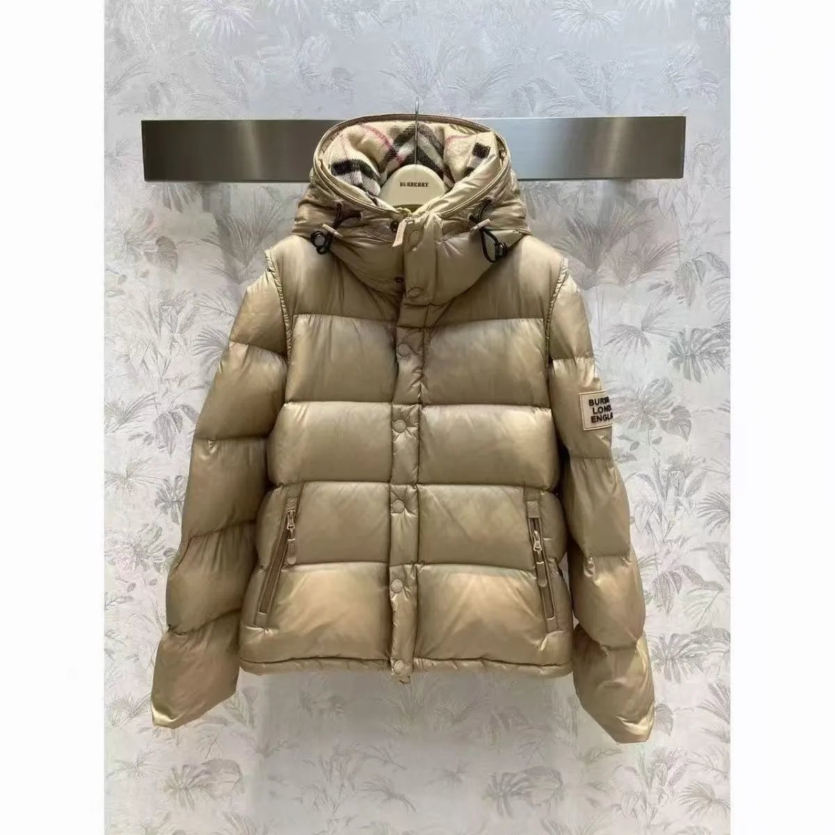卡其色 可脱卸(白鸭绒含量90%) 卡其色 可脱卸(白鸭绒含量90%)