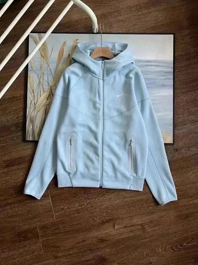 030214018-蓝色连帽衫 030214018-蓝色连帽衫