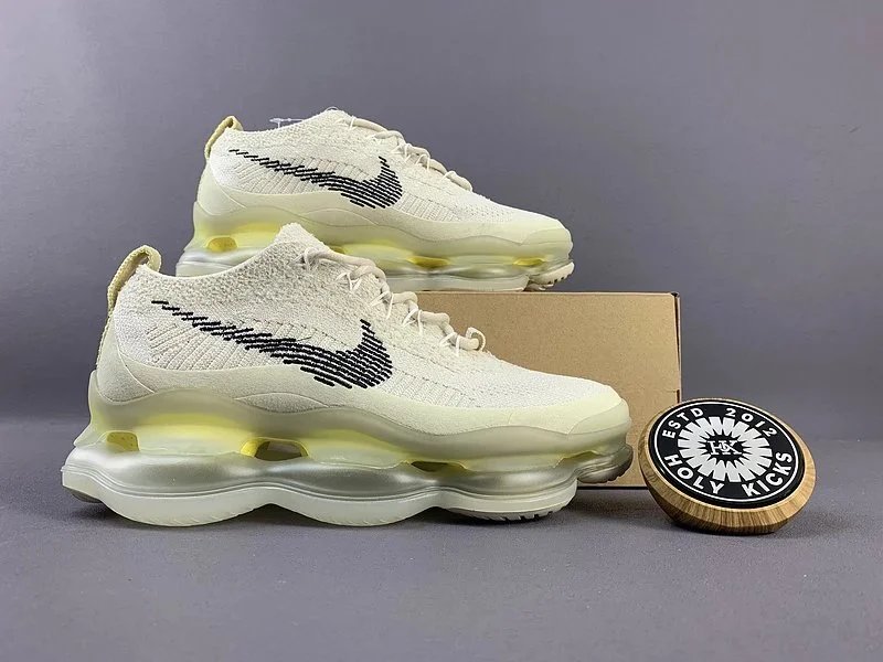 03 03