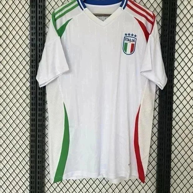 24–25 Italy away game 24–25 Italy away game