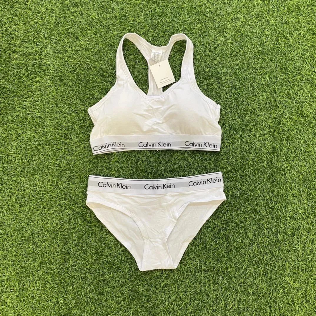 03 03