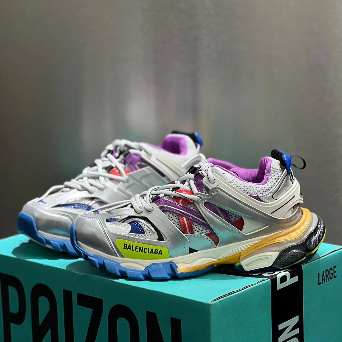 19 19