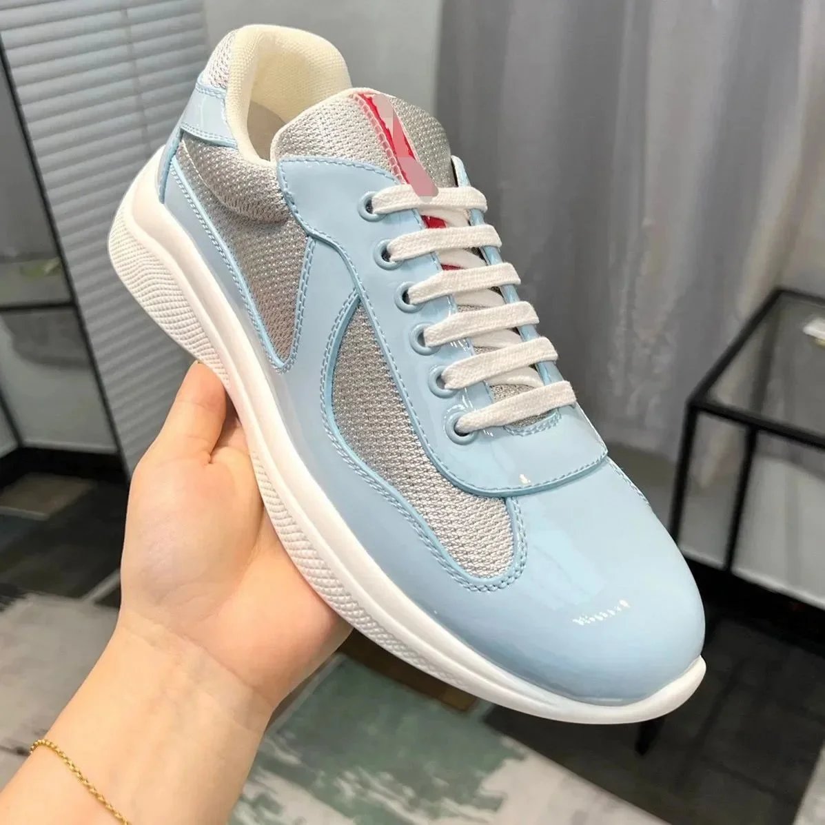 9 9