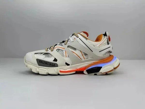 01 01