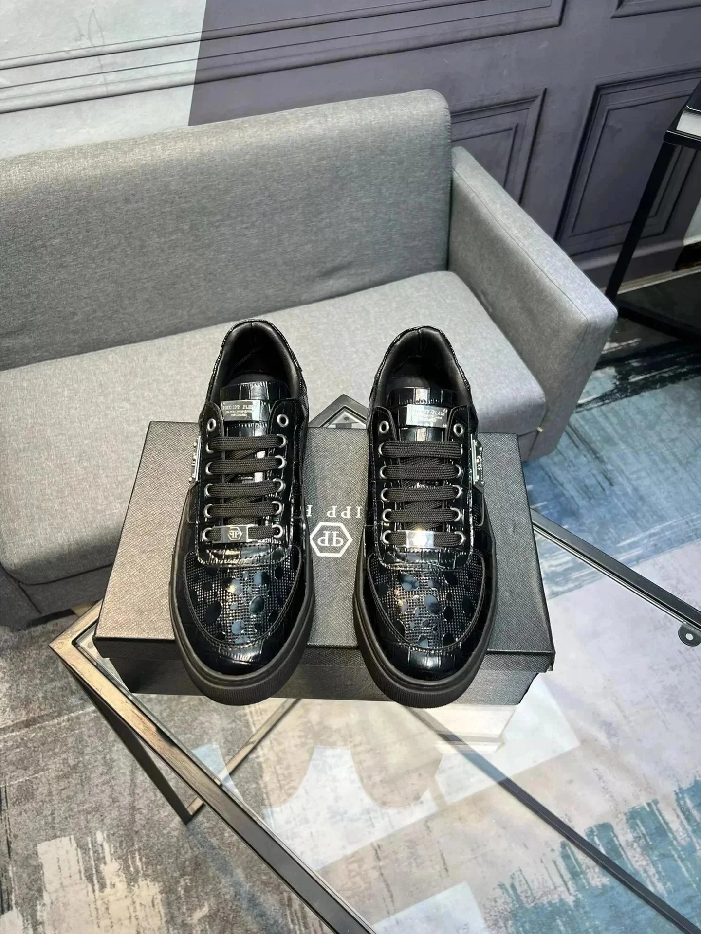 37黑色005 37黑色005