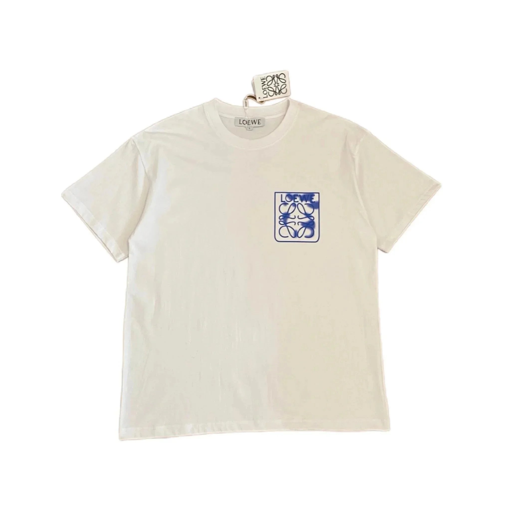 32 32