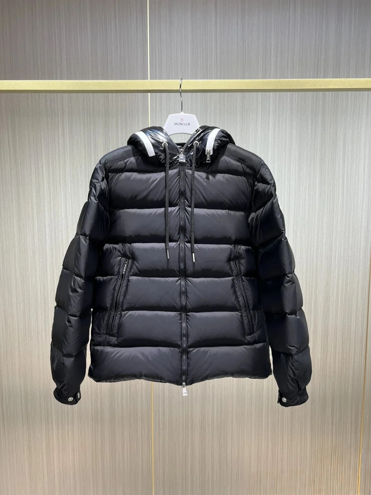 黑色2 黑色2
