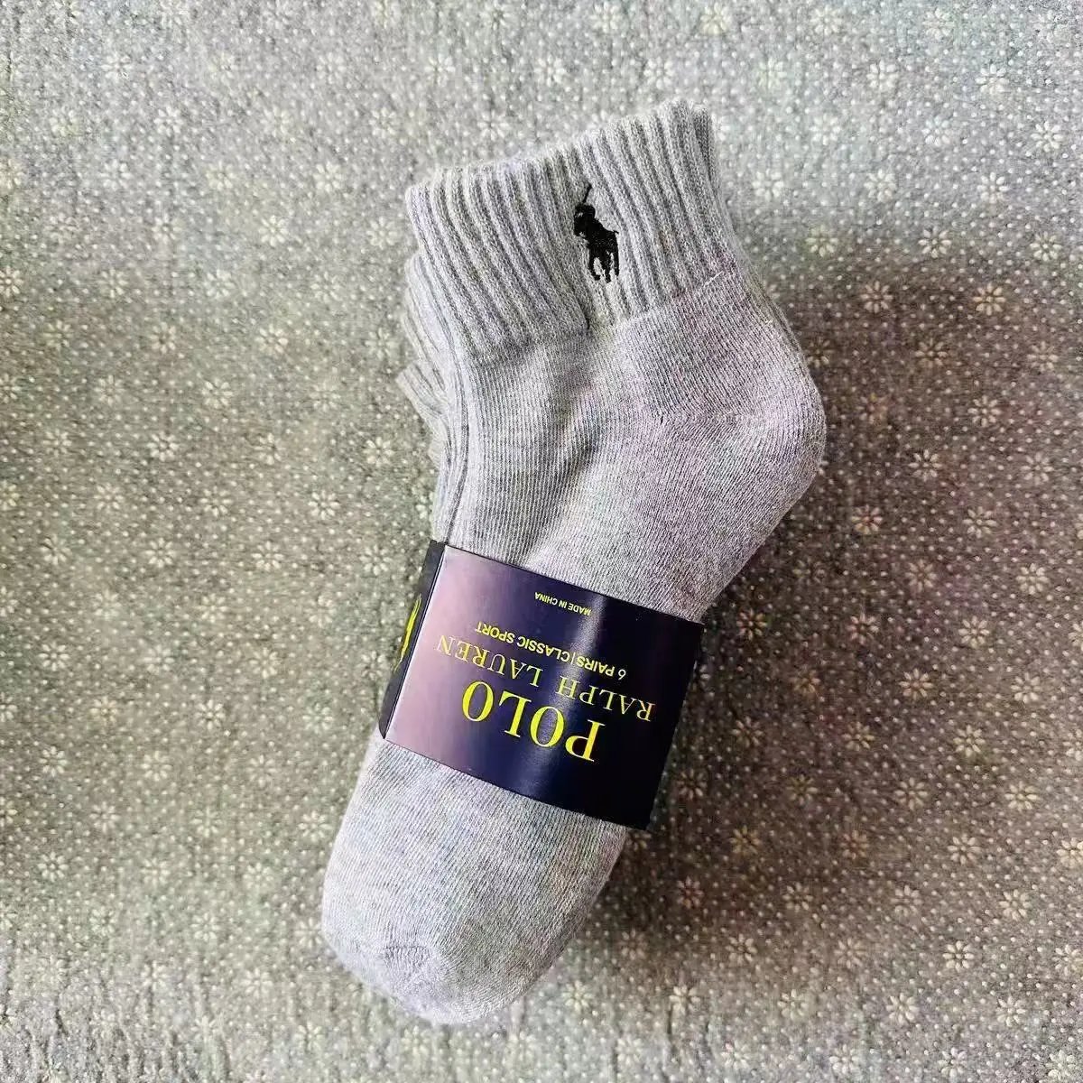 Six pairs of grey mid-calf socks05 Six pairs of grey mid-calf socks05