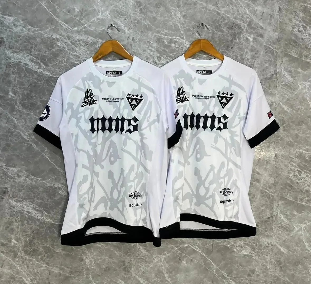 White fully-printed jersey White fully-printed jersey