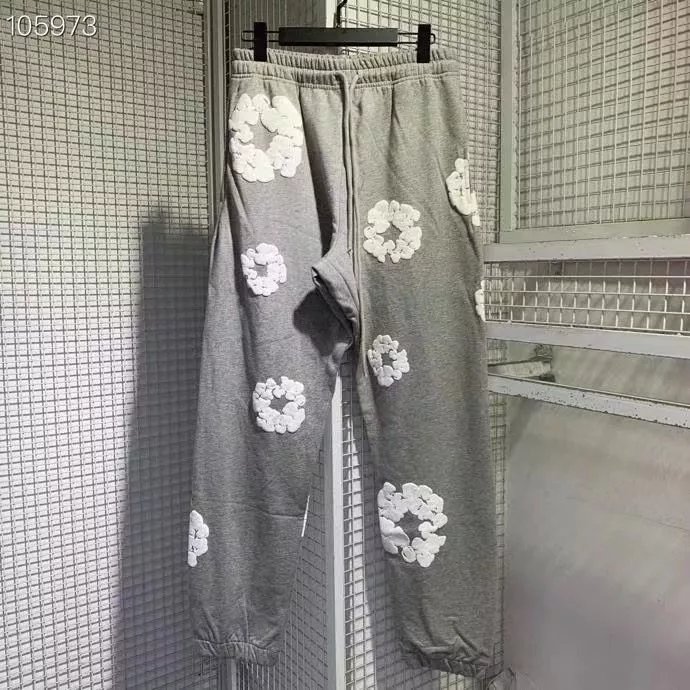 灰色裤子