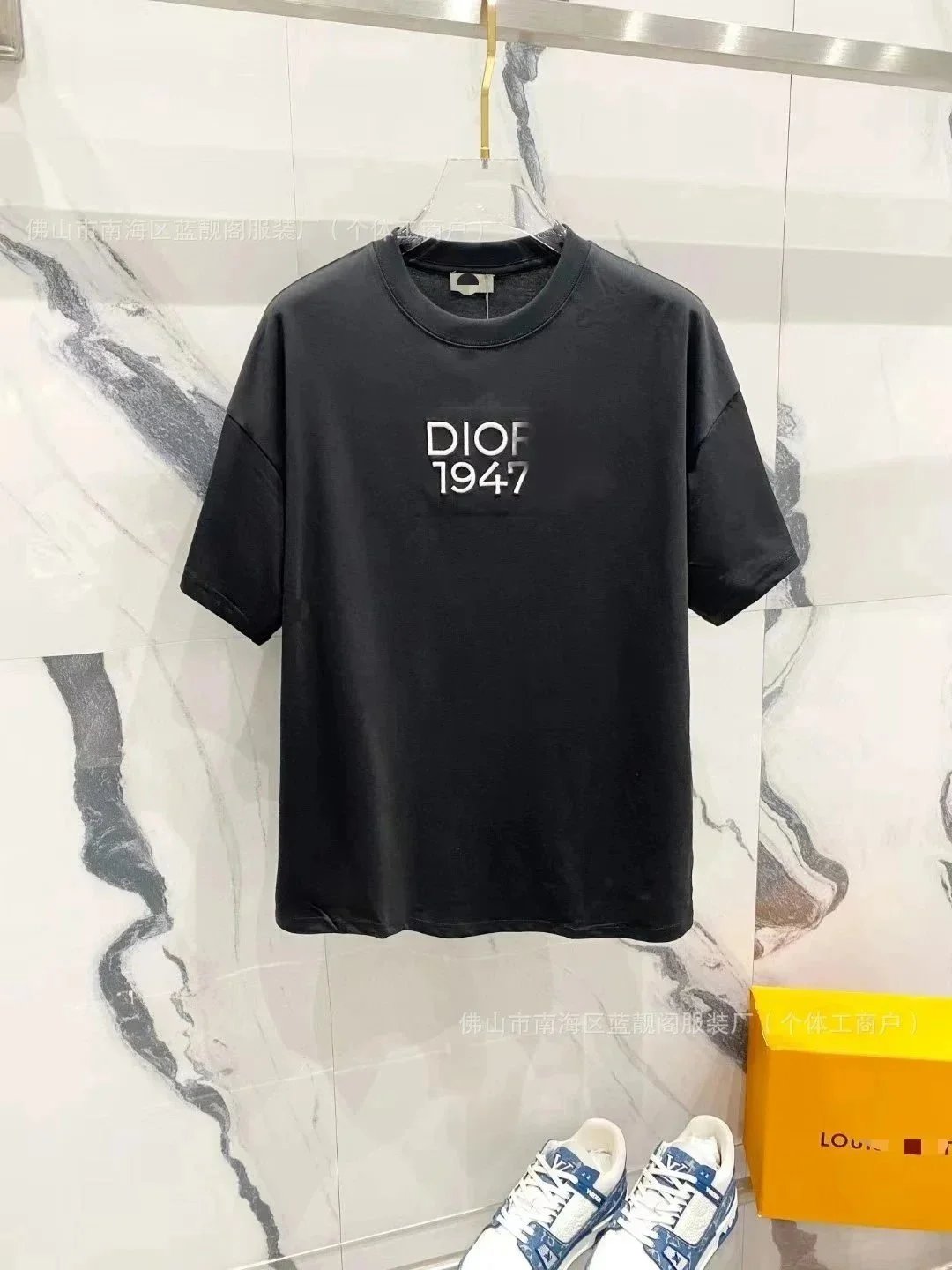 D03黑色