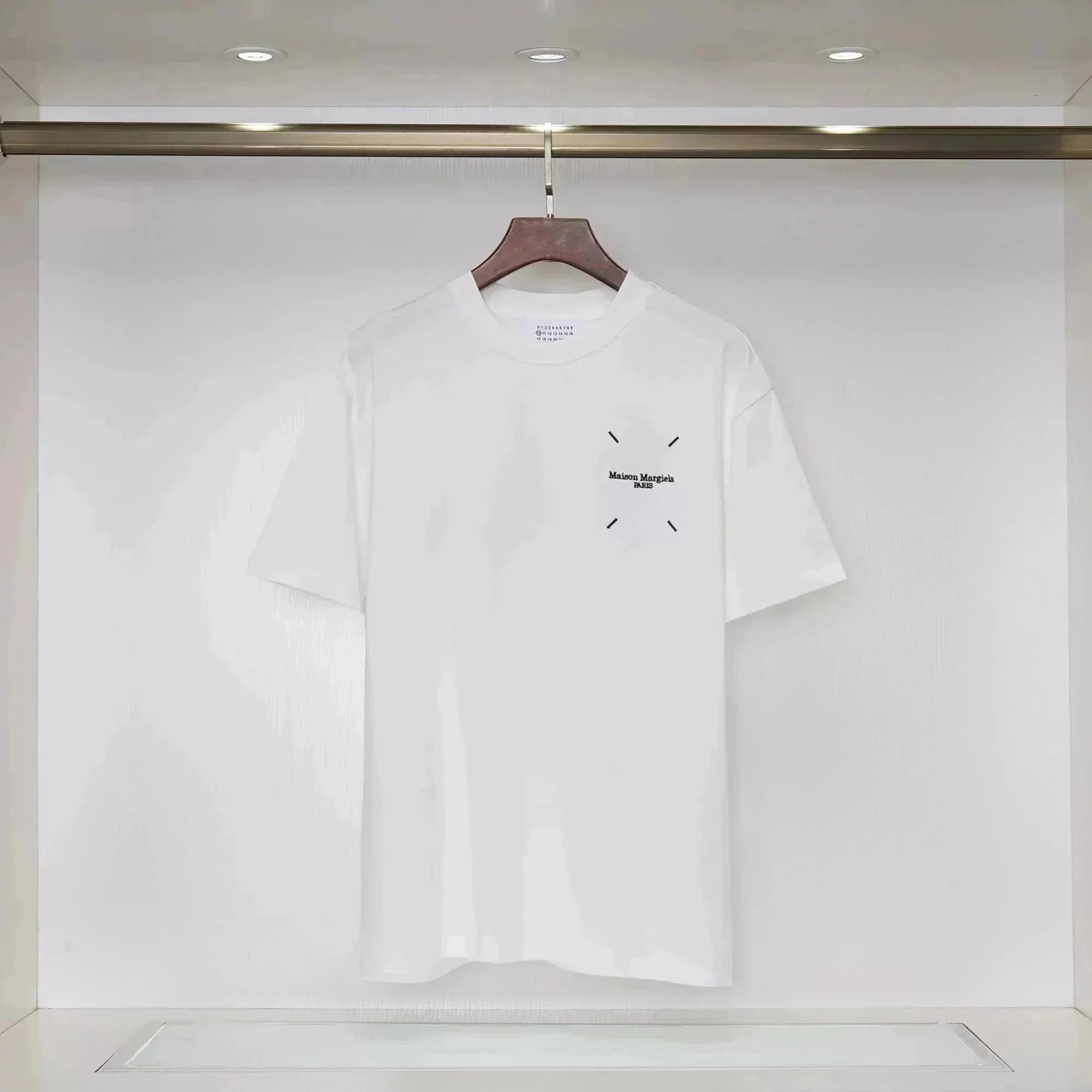 白色简约005