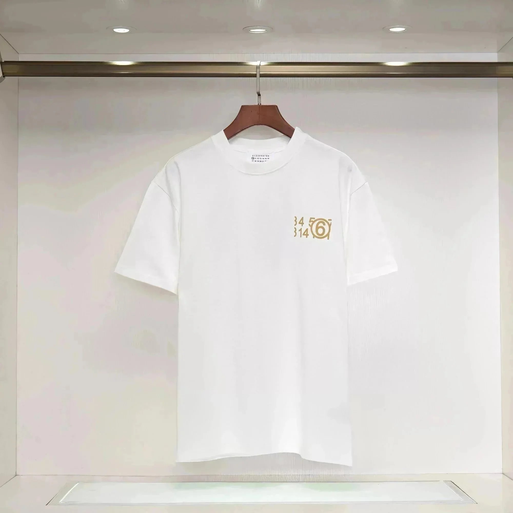 白色数字简约005
