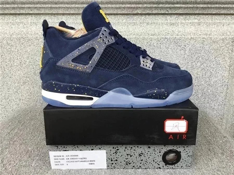 AJ4-1036660