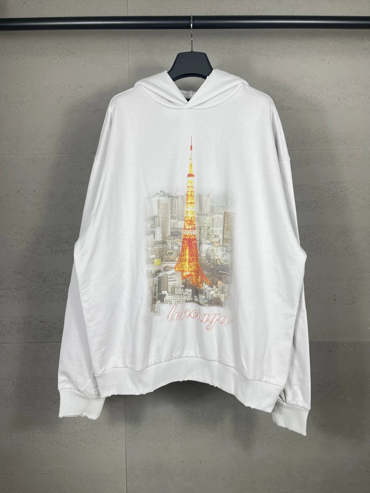 灰白色