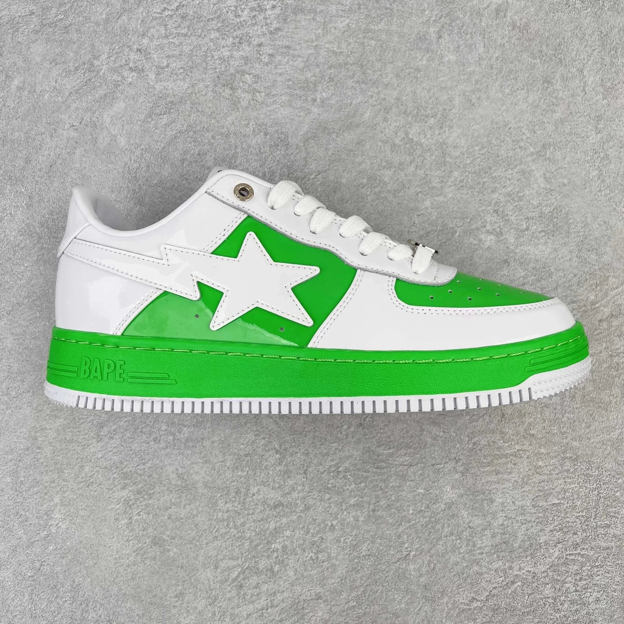 Green White