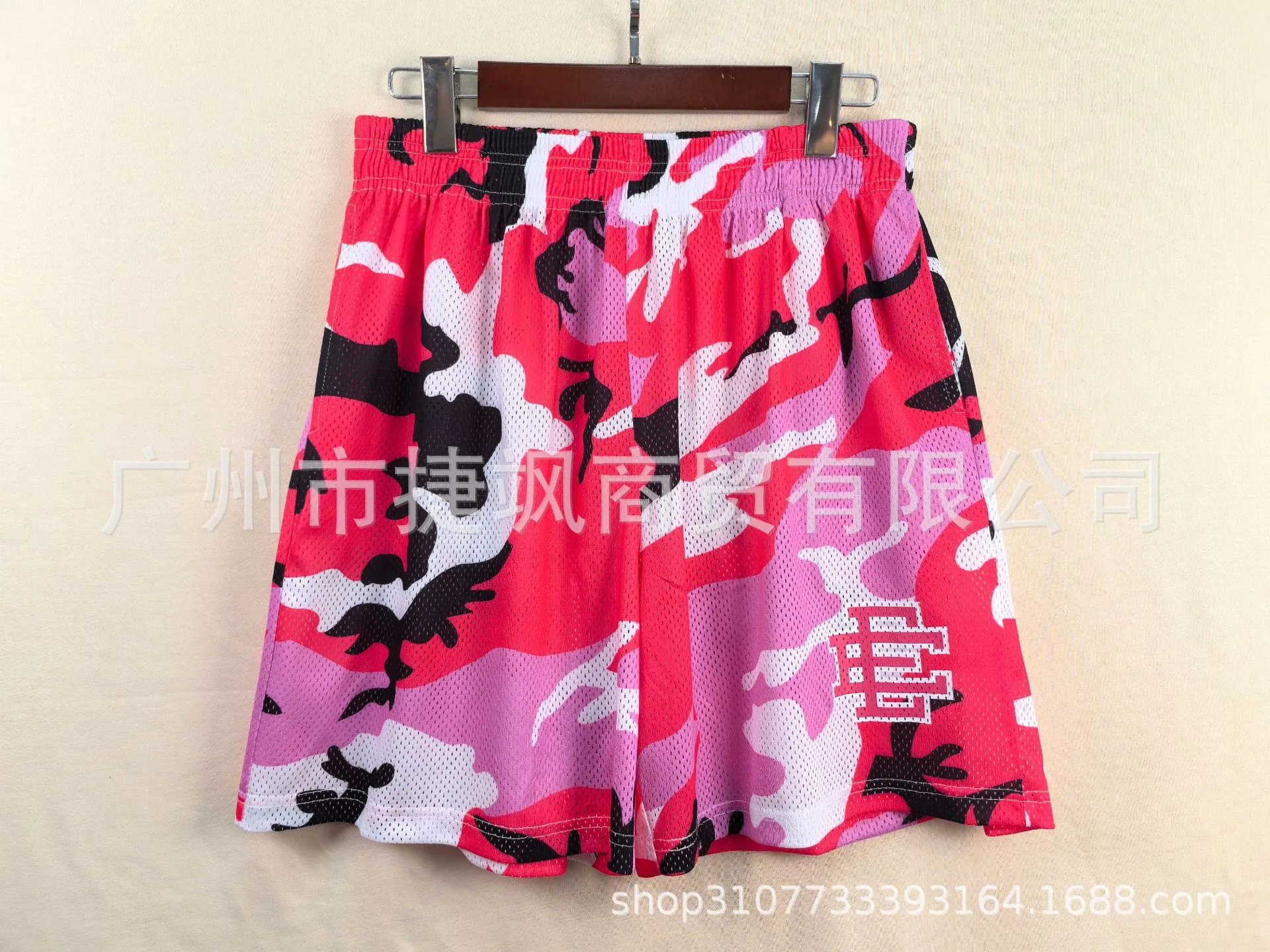 E41