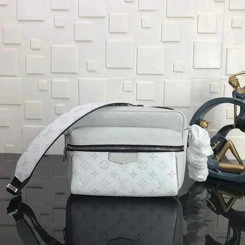 LV06
