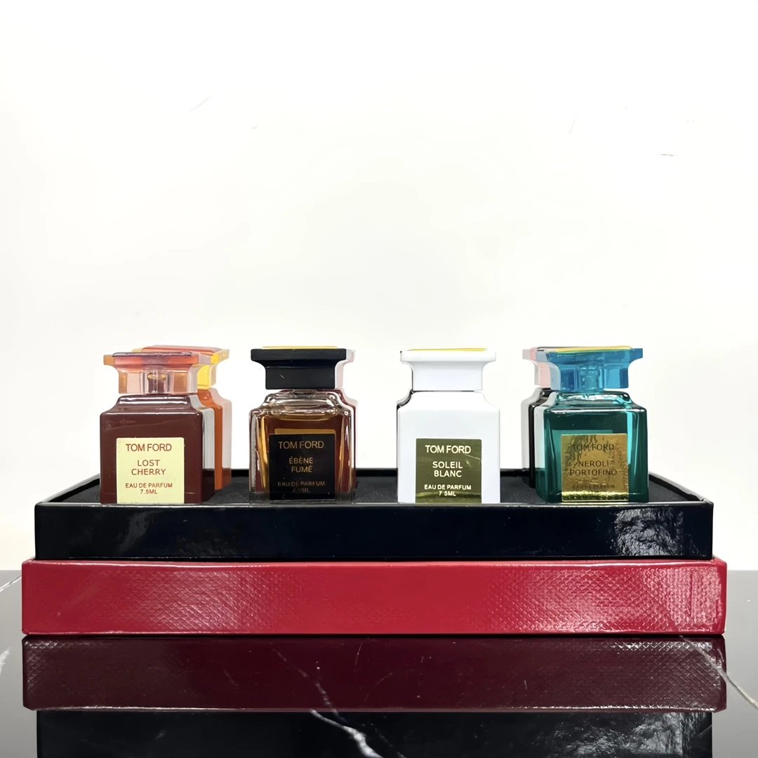 香水小样签名版8件套红盒7.5ML